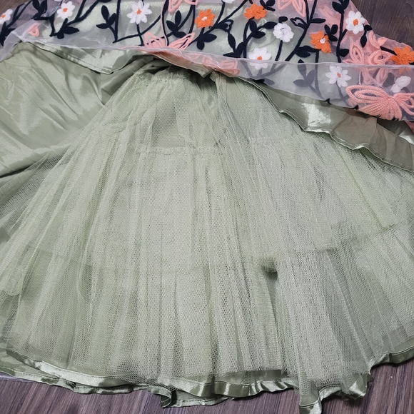 Tatyana Sweet Surrender dress XS Floral Embroidered Green Dress NEW - Picture 7 of 7